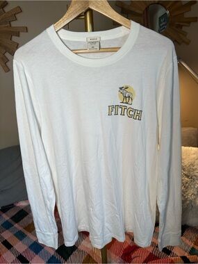 Abercrombie & Fitch White Tee with Yellow & Navy Moose Logo